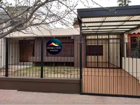 VENTA CASA TRES DORMITORIOS Bº VILLA CENTENARIO