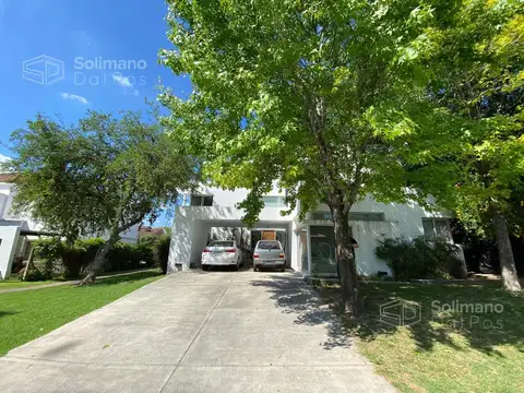 Casa en Venta de 4 dormitorios