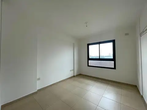 Departamento en Alquiler en Alberdi, $ 600.000