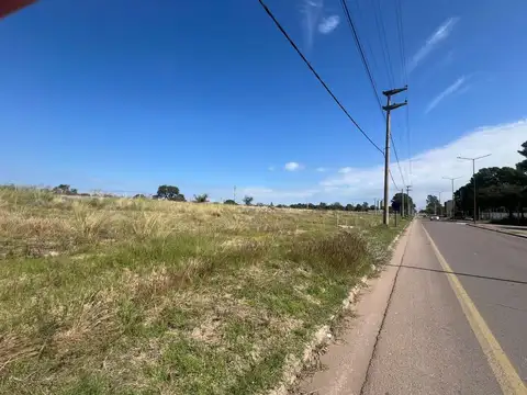 Terreno sobre Av. Palacios e/ Tello y Toscano Sur