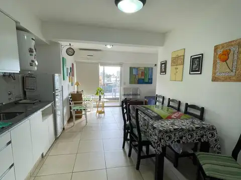 Monoambiente en alguiler leguizamon 1010bis con cochera y amoblado - Rosario
