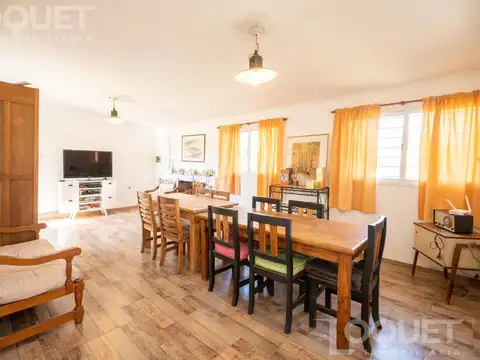 Venta casa de tres dormitorios en calle Los Benteveos y Callejon Reyna, San Jose del Rincon.