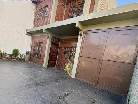 Venta casa en Merlo