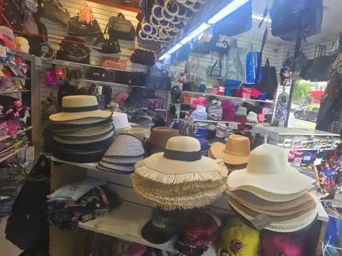 BALVANERA LOCAL EN ALQUILER OCHAVA AV. CORRIENTES Y LARREA