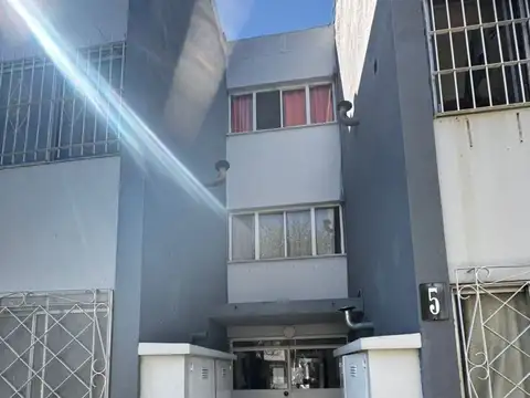 BARRIO UPCN 100