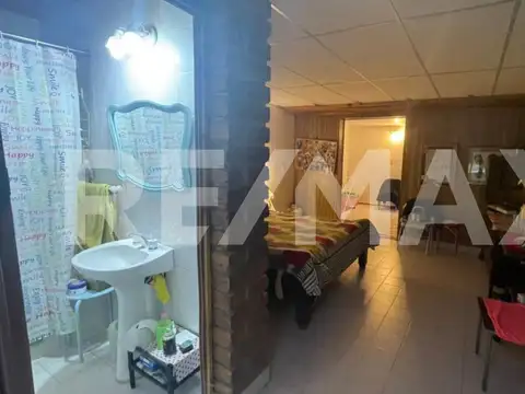 VENTA CASA 3 DORMIS-AV. LIBERTADOR 371 -CENTENARIO