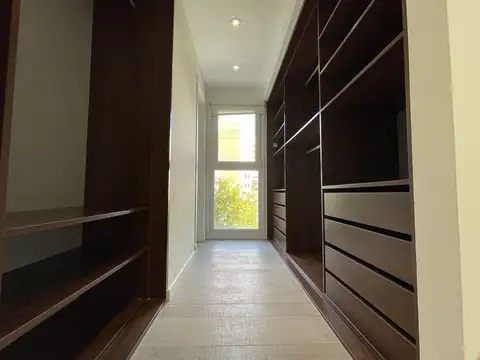 Departamento 3 ambientes con cochera, La Perla.