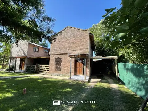 Casa en venta 1 y 2 dormitorios en Barrio Beaudrix, Roldán