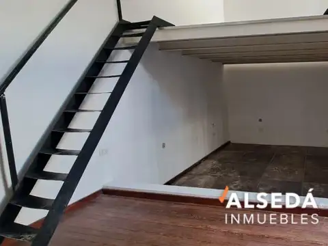 Casa en Alquiler en Abasto, $ 550.000
