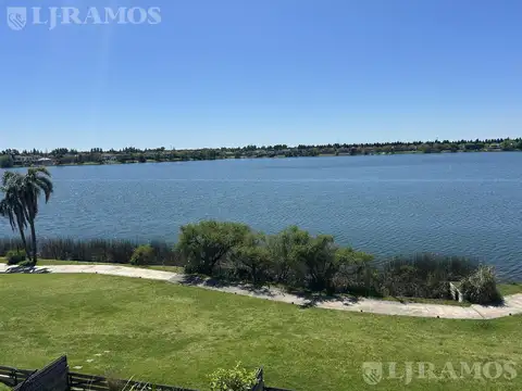 Departamento en Venta con 2 cocheras