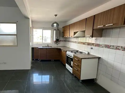 Departamento en Alquiler en Quilmes, $ 1.200.000