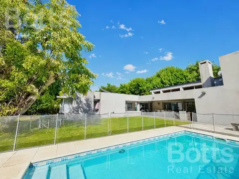 Casa en Venta en Los Puentes - Luján