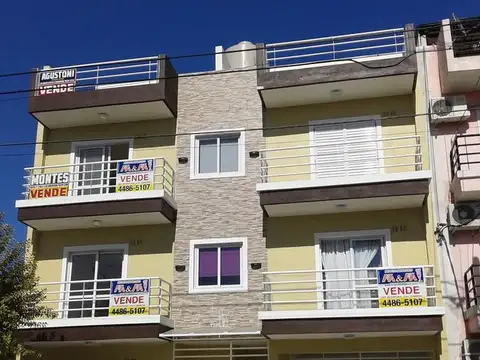 Departamento - Isidro Casanova