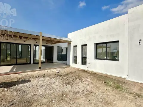 Casa en Venta en Laguna Grande, USD 420.000