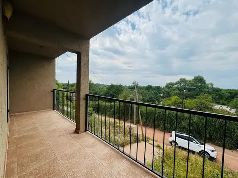 VENTA DUPLEX VILLA ALLENDE 3 Dorm Cochera Patio
