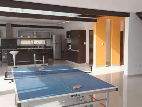 Casa en Venta en San Miguel del Monte, USD 370.000