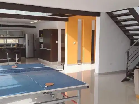 Casa en Venta en San Miguel del Monte, USD 370.000