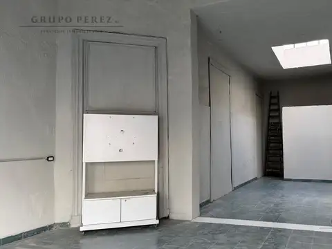 Local en Alquiler en Constitución, $ 1.300.000