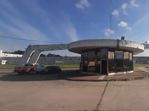 Planta industrial de 13745 m2 cub, en Moreno