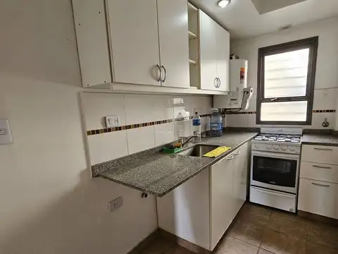 Departamento en Alquiler con 1 cocheras