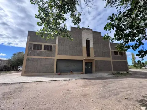 CALLE OLIVARES S/N 100