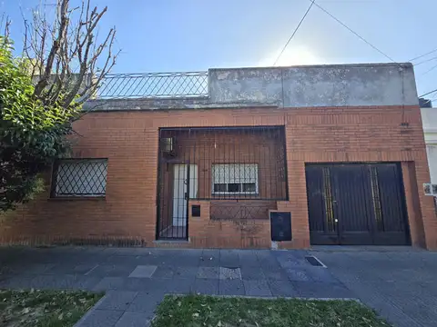 VENTA CASA 3 AMBIENTES EN MUNRO