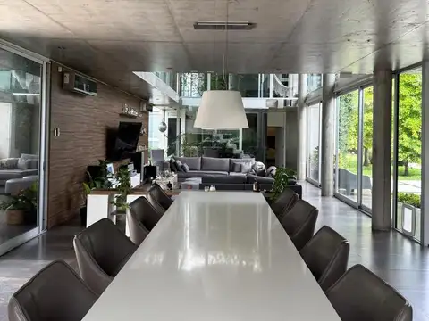Casa en Venta en Kentucky Club de Campo, USD 1.850.000