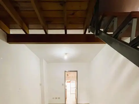 Casa 2 ambientes con 1 baño