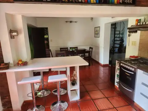 Venta Quinta Moreno parque pileta 4 ambientes