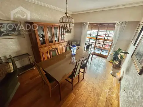 Departamento 4 ambientes con 2 baños