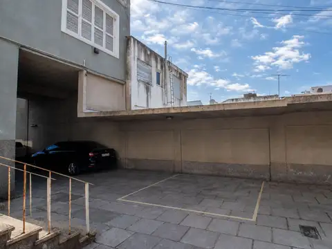 Depto Tipo Casa en Venta con 1 cocheras