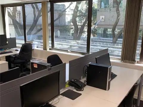 Oficina en Venta con 2 cocheras