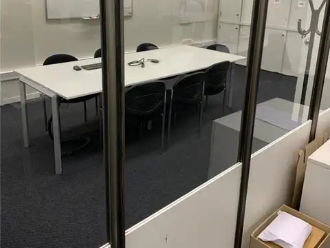Oficina en Venta con 2 cocheras