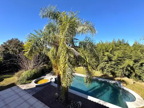 Venta Casa 5 Ambientes con Pileta en Country Club Los Cardales | Apto Crédito