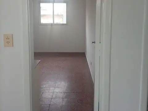 Depto Tipo Casa en Venta al Este