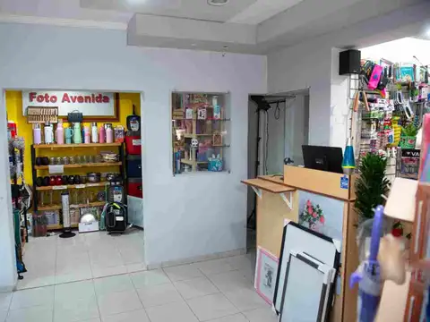 Casa 10 ambientes con 2 baños