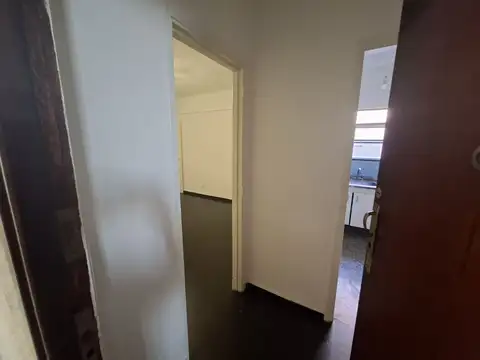 Nueva York 5000, Piso 2