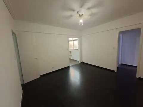 Depto Tipo Casa en Alquiler en Villa Devoto, $ 700.000