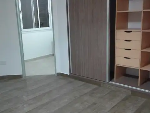 Depto Tipo Casa en Alquiler de 1 dormitorio