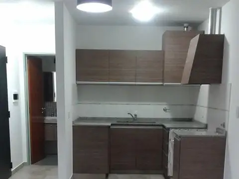 Depto Tipo Casa en Alquiler de 2 ambientes