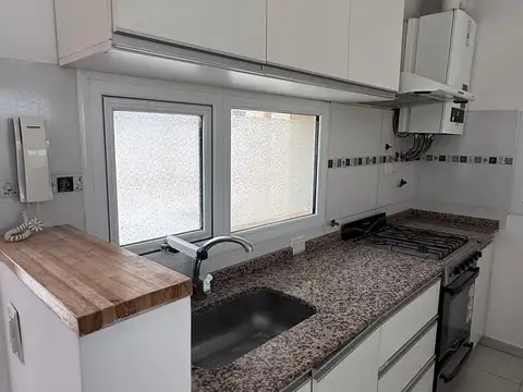 Depto Tipo Casa en Venta de 3 dormitorios