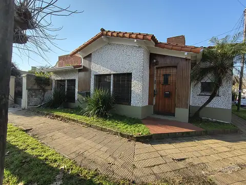 Chalet en venta apto credito Moreno 1250