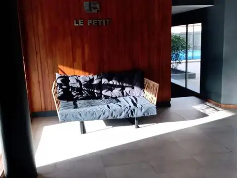 Departamento en Alquiler con 1 cocheras