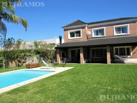 CASA EN VENTA APTO CREDITO. SANTA CLARA, VILLANUEVA. LOTE INTERNO.