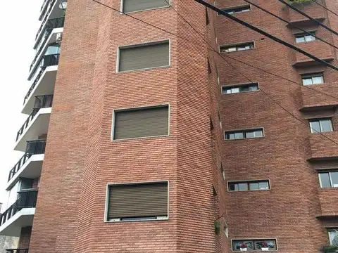 Av. Libertador 4119, 1°