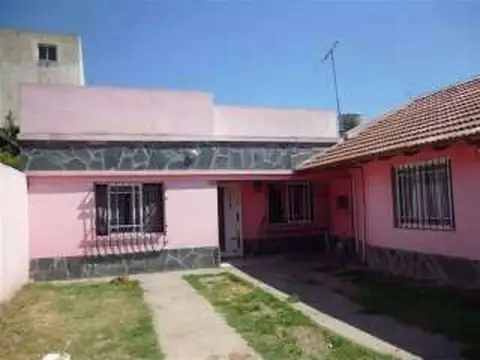 L Valette 184 entre mariano alegre y benavidez