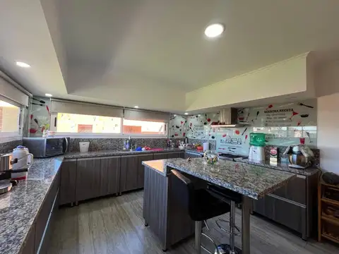 CASA EN VENTA LIMA