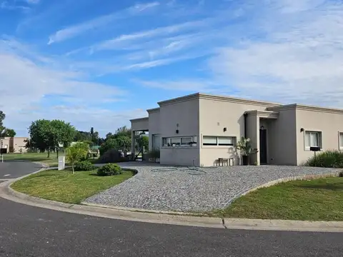 Terreno en Venta en Pilar del Este - Santa Emilia, USD 33.000