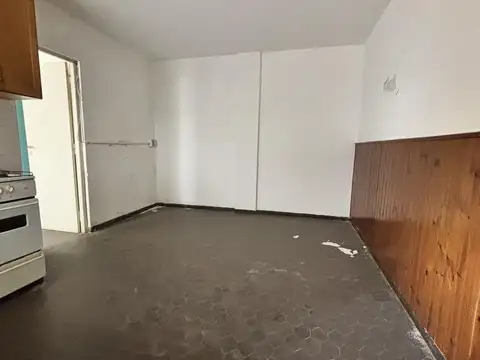 Departamento 5 ambientes con 1 baño