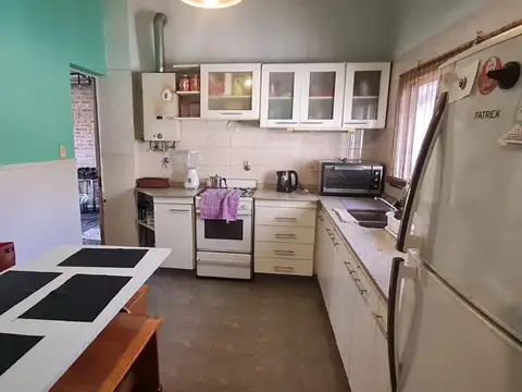 CASA 6 AMBIENTES EN 2 PLANTAS EN BECCAR